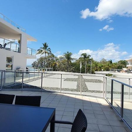 Pier Resort Apartamentos Urangan Exterior foto