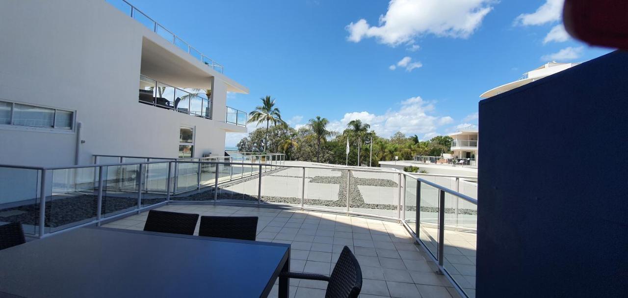 Pier Resort Apartamentos Urangan Exterior foto