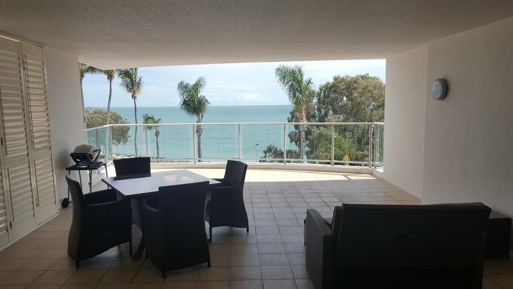 Pier Resort Apartamentos Urangan Exterior foto