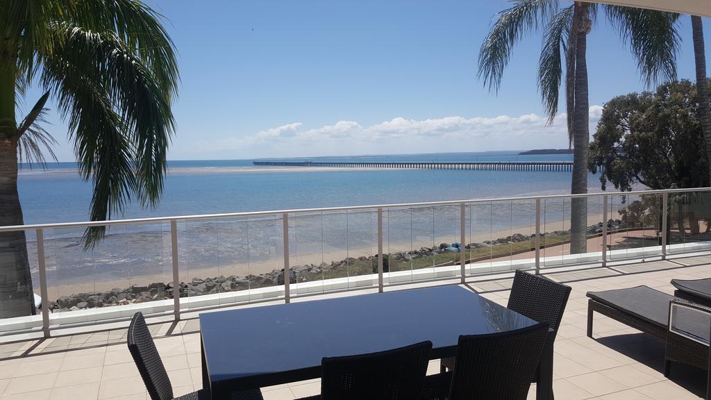 Pier Resort Apartamentos Urangan Exterior foto