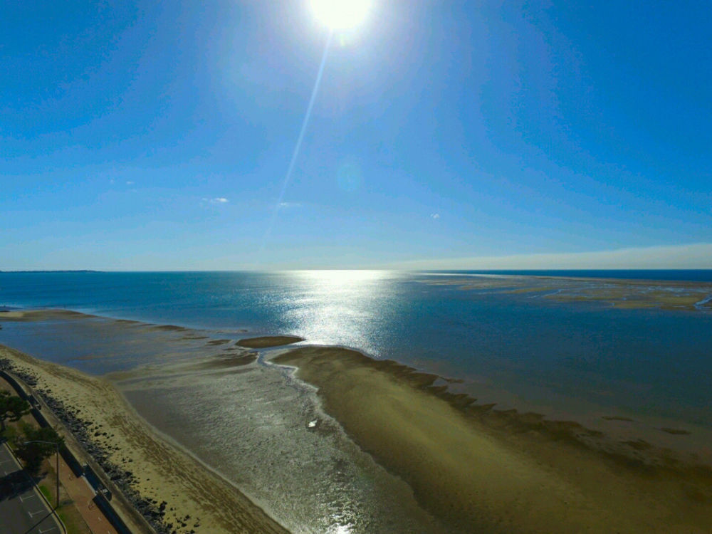 Pier Resort Apartamentos Urangan Exterior foto